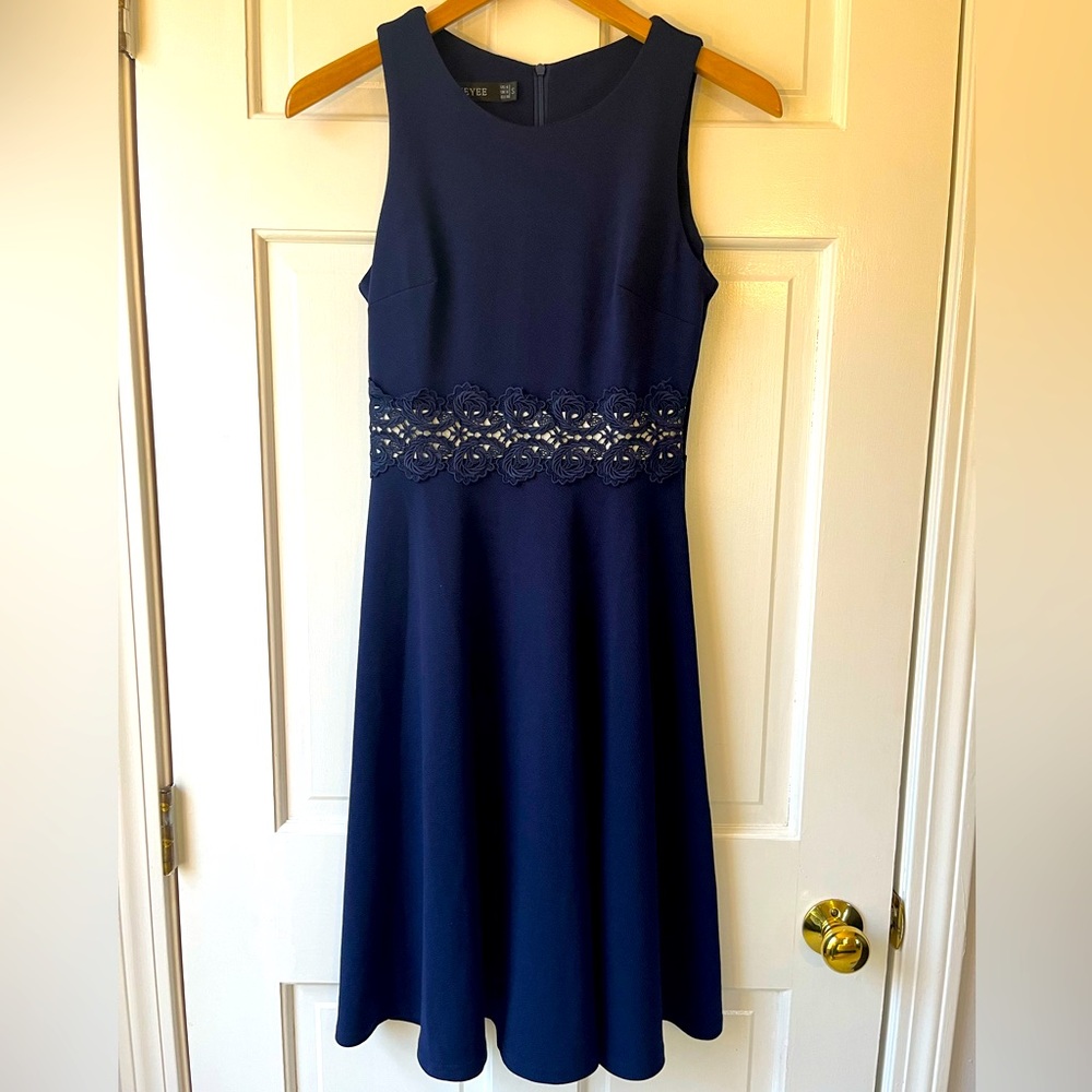 Navy Sleeveless Dress with Lace Detailed High Waist